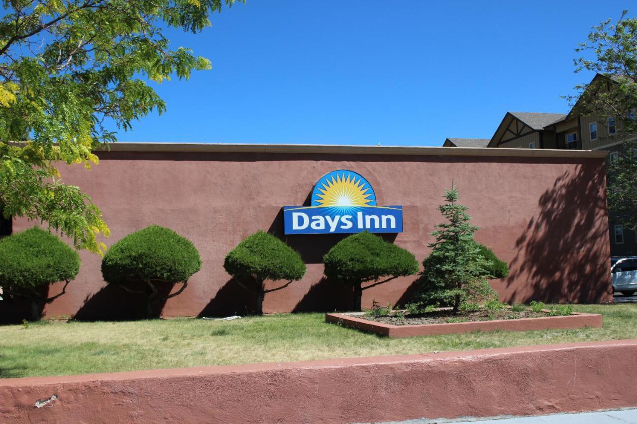 Days Inn By Wyndham Flagstaff Near Downtown/Nau On Route 66 Exterior foto